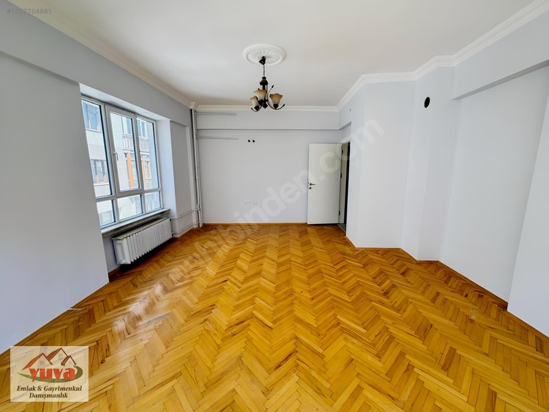 Doktorlar Cad.üzeri 100 M² Ara Kat-ön Cephe Kiralık 2+1 Daire — fotoğraf 3
