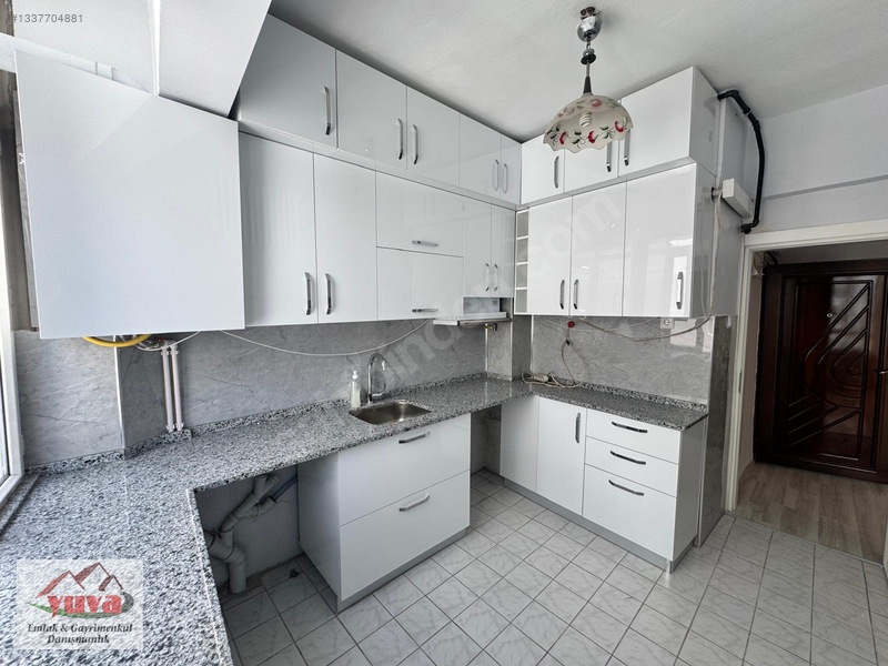Doktorlar Cad.üzeri 100 M² Ara Kat-ön Cephe Kiralık 2+1 Daire — fotoğraf 12