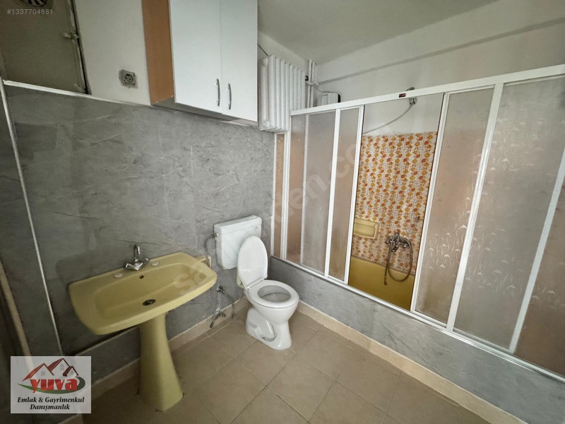 Doktorlar Cad.üzeri 100 M² Ara Kat-ön Cephe Kiralık 2+1 Daire — fotoğraf 19