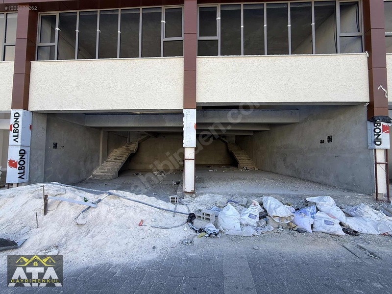 Ata Gayrimenkul'den Şehreküstü'de Kiralık İşyeri