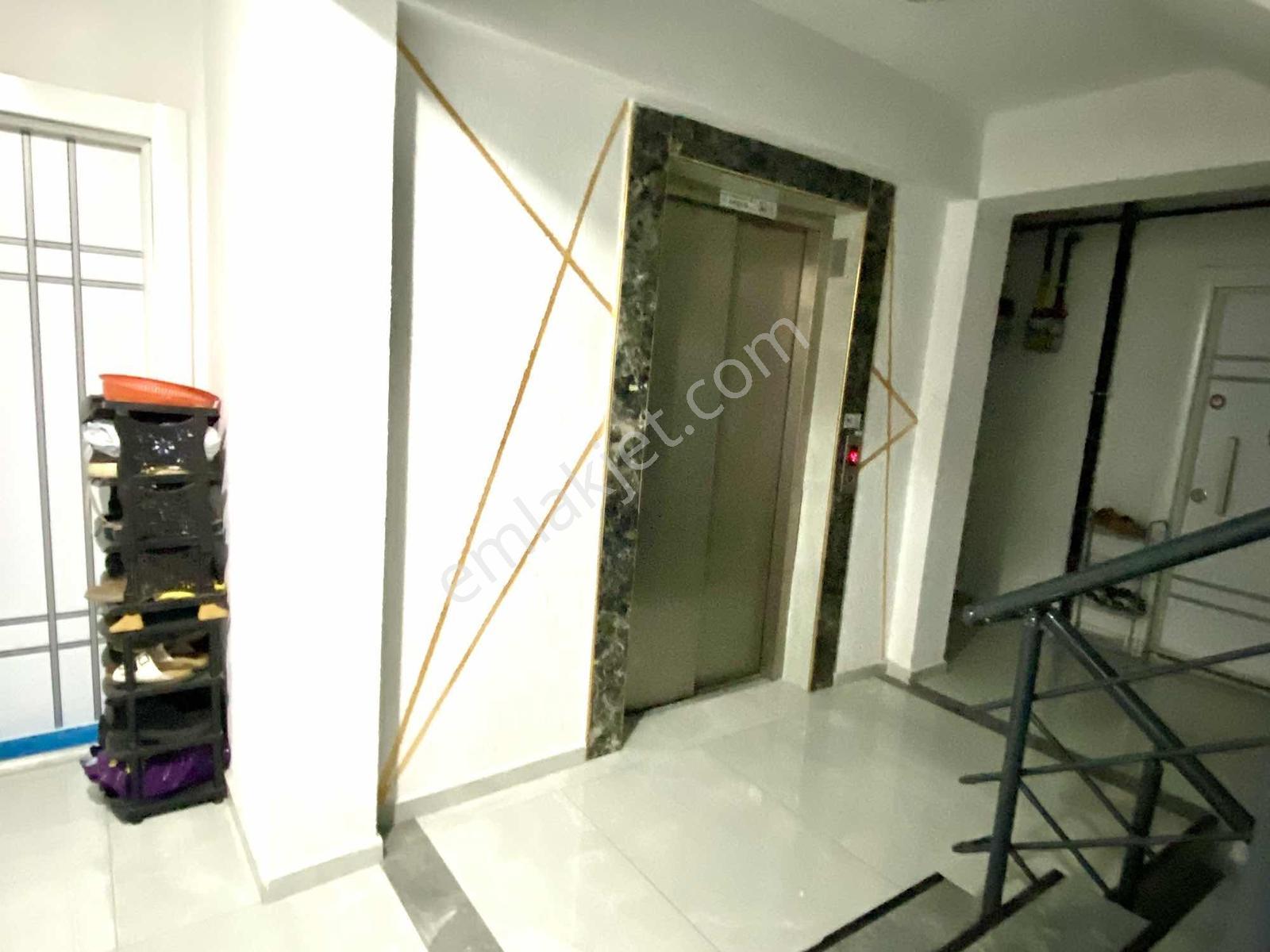 Görükle Koza Caddesinde Eşyalı 2+1 2. Kat Yeni Bina — fotoğraf 14