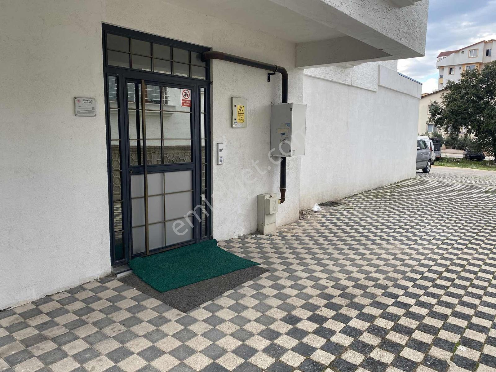 Görükle Koza Caddesinde Eşyalı 2+1 2. Kat Yeni Bina — fotoğraf 16