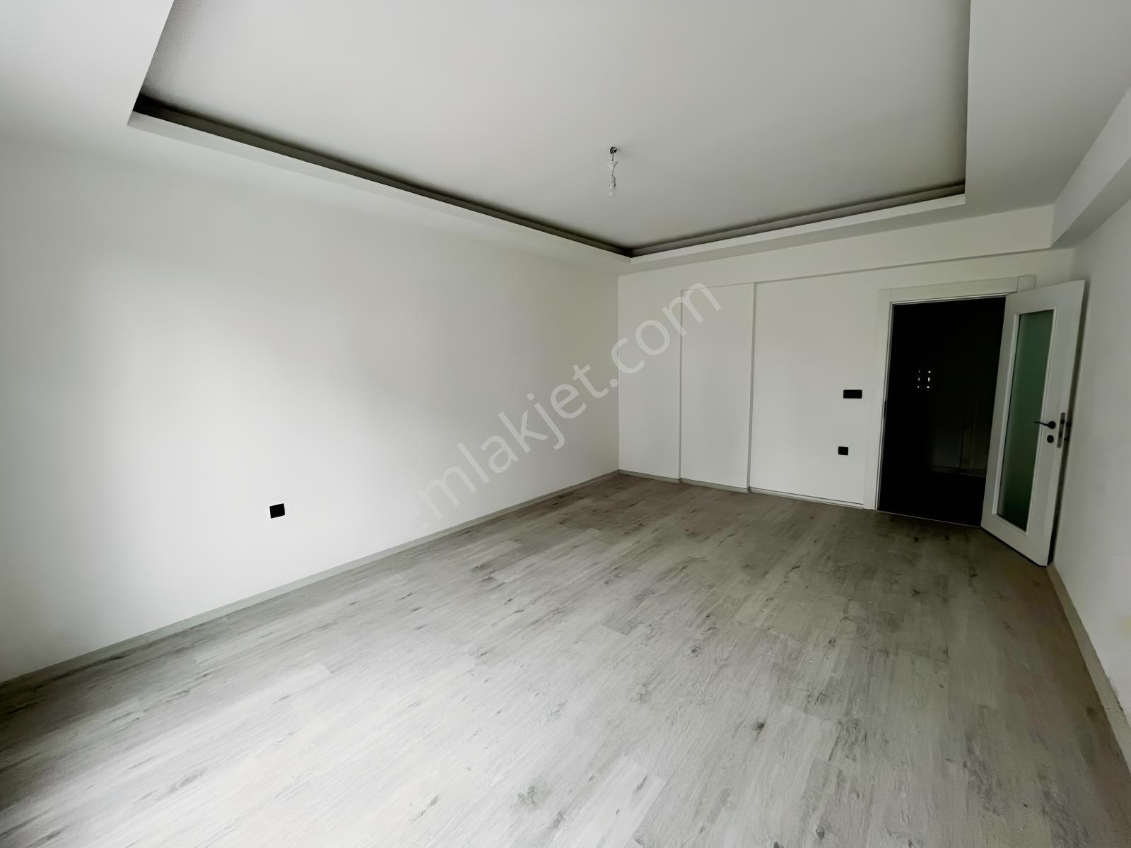 Mevlana Mah Sıfır 3+1 Yatay Mimarili Geniş Kiralık Daire 166/1