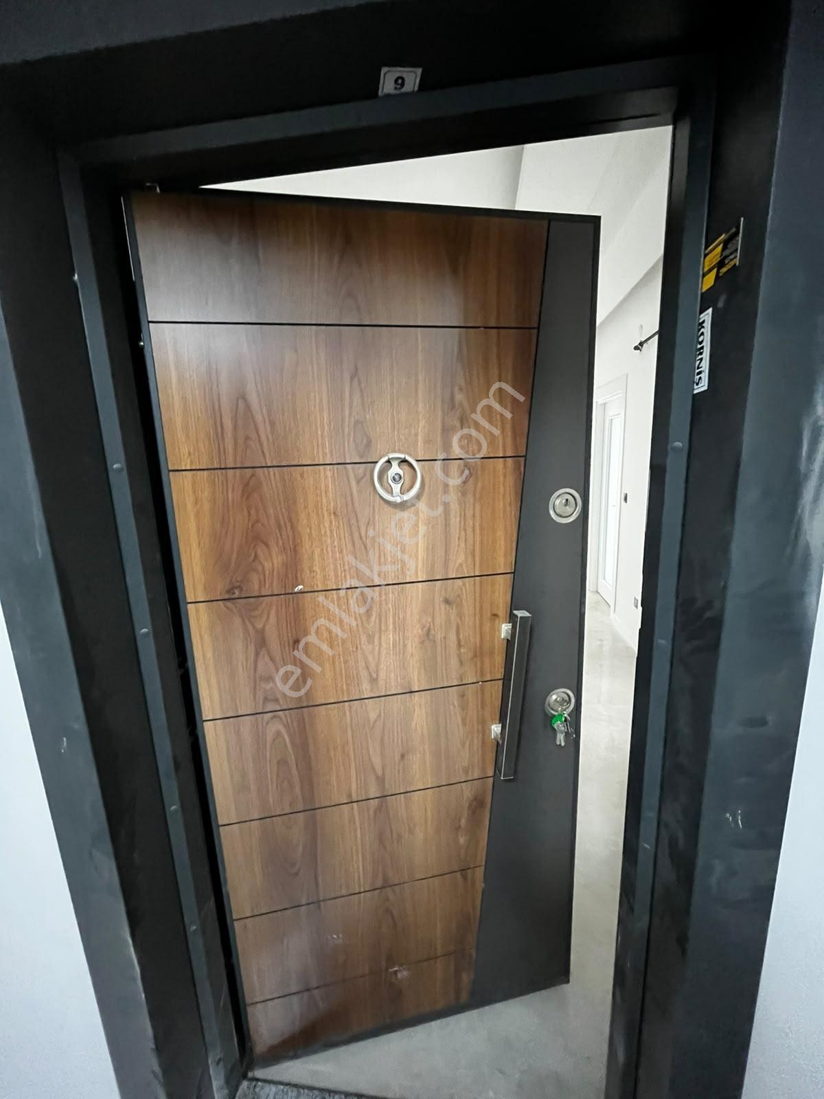 Mevlana Mah Sıfır 3+1 Yatay Mimarili Geniş Kiralık Daire 166/1 — fotoğraf 14