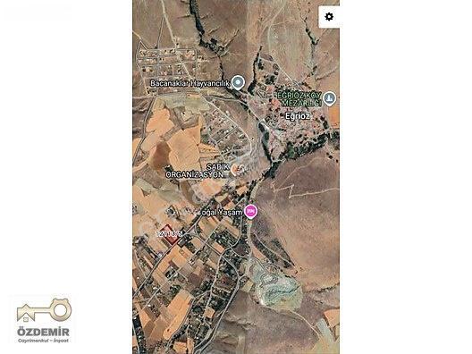 Özdemir'den Eğriöz'de Satılık 3726 Mt. Tarla