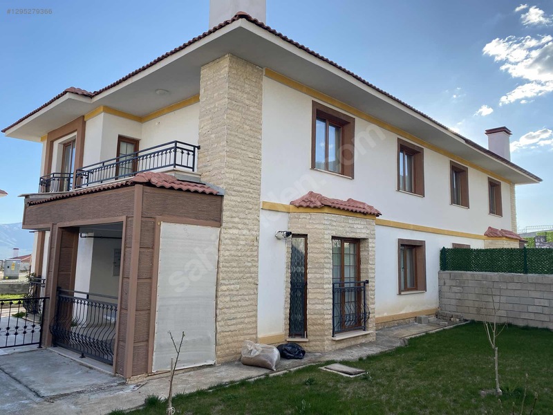 Çukurkuyu Mahallesınde Satılık 5 + 1 Toki Vıllası — fotoğraf 32