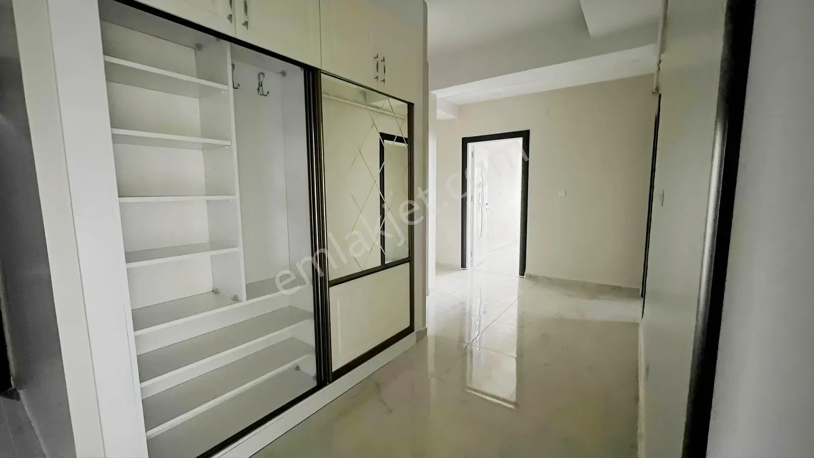 Seyir Tepe Sitesinde Satılık Lüks 3+1 Daire — fotoğraf 20
