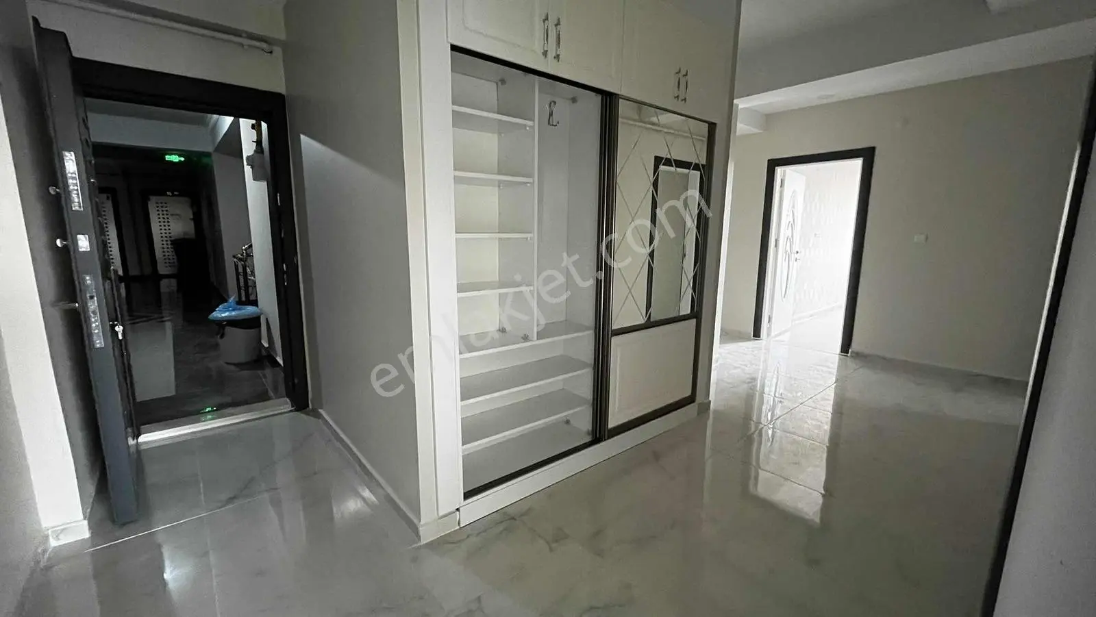 Seyir Tepe Sitesinde Satılık Lüks 3+1 Daire — fotoğraf 21