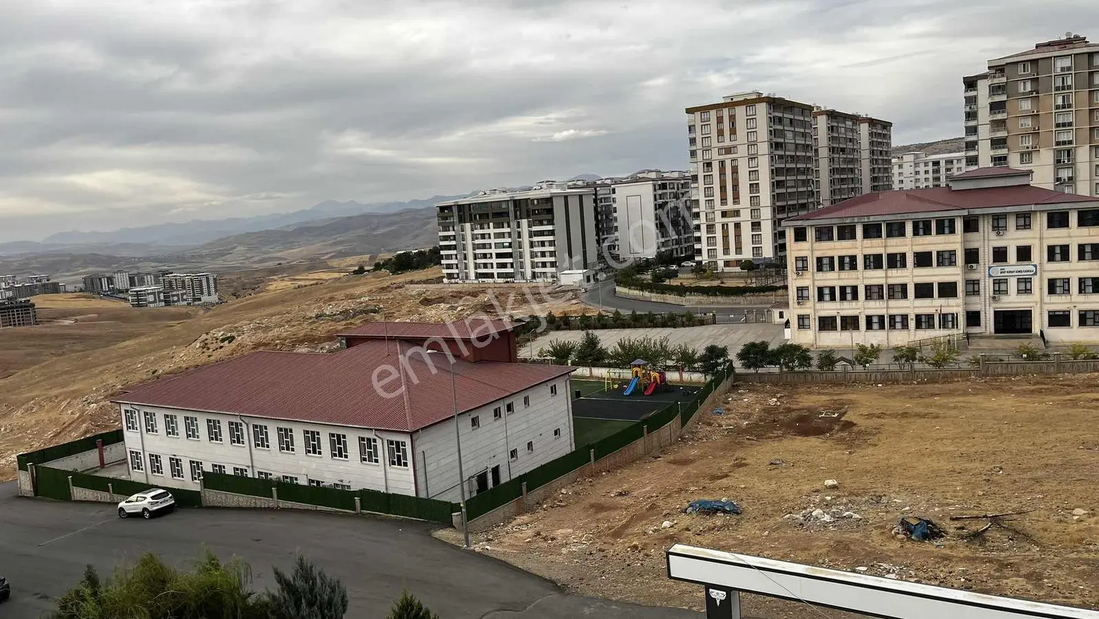 Seyir Tepe Sitesinde Satılık Lüks 3+1 Daire — fotoğraf 24