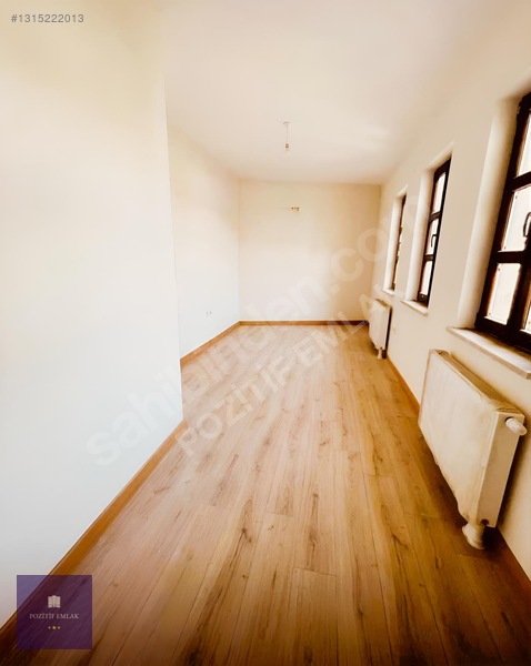 Surda Satılık Konak Tadında Villa — fotoğraf 7