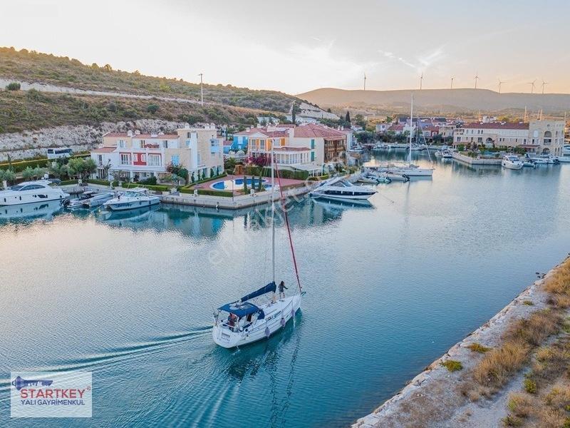 Alaçatı Port Gelişim Aksında 4 Dönüm Stratejik Yatırım Arazisi — fotoğraf 3