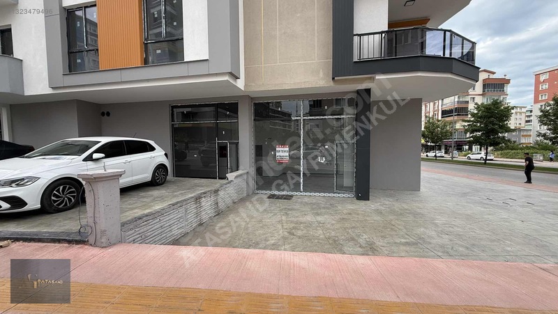 Atakent Çağaloğlunda Kiralık Prestijli 320m² Köşebaşı Dükkan — fotoğraf 17