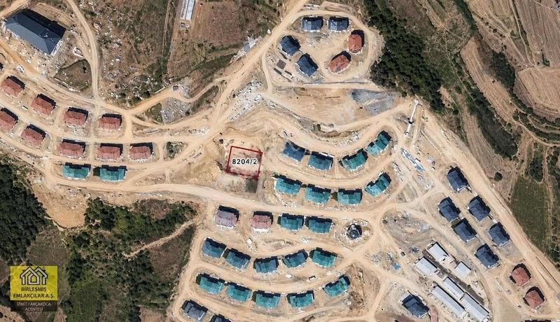 Sepetçi Toki Konutlarında Ana Yola Yakın Satılık Arsa
