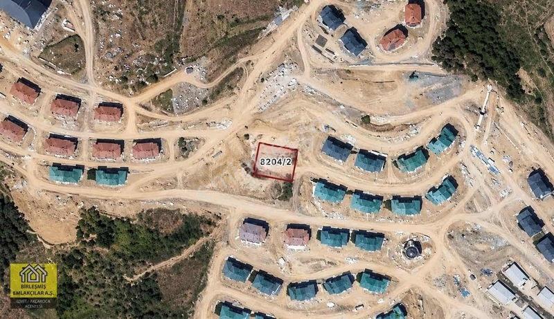 Sepetçi Toki Konutlarında Ana Yola Yakın Satılık Arsa — fotoğraf 2