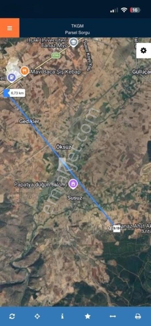 Banaz Susuzda 9752m2 Orman Yanı Yolu Olan Tarla — fotoğraf 5