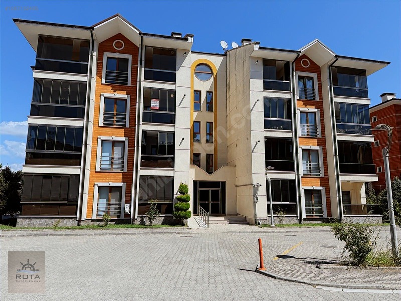 Aşiyan Konaklarında 165 M2 3+1 Daire — fotoğraf 2