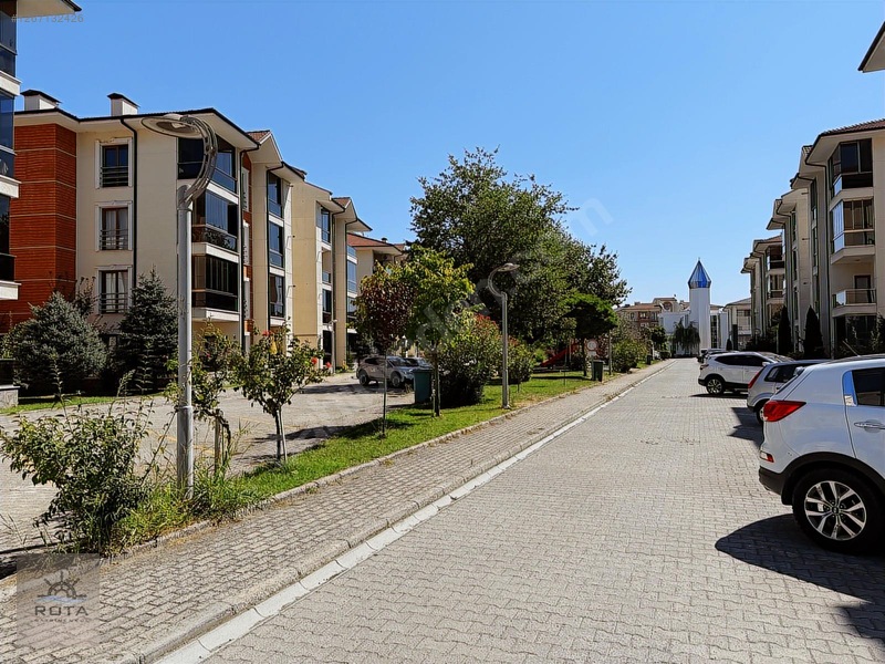 Aşiyan Konaklarında 165 M2 3+1 Daire — fotoğraf 4
