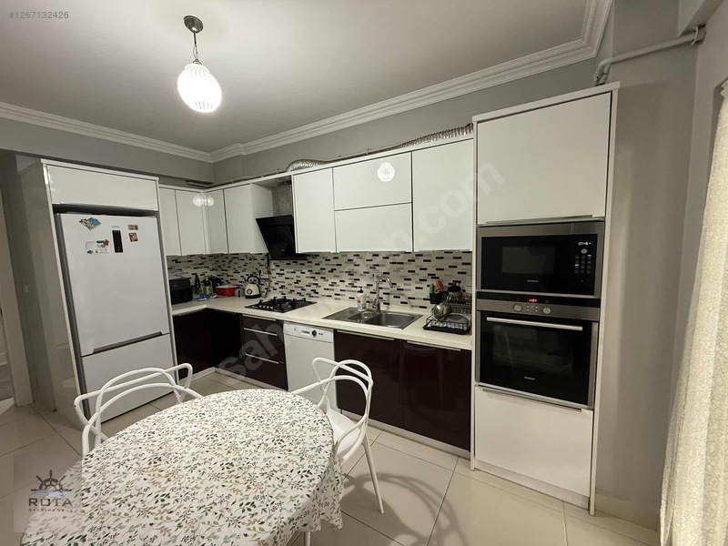 Aşiyan Konaklarında 165 M2 3+1 Daire — fotoğraf 8