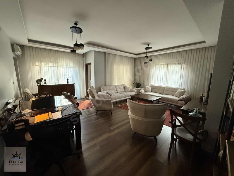Aşiyan Konaklarında 165 M2 3+1 Daire — fotoğraf 11