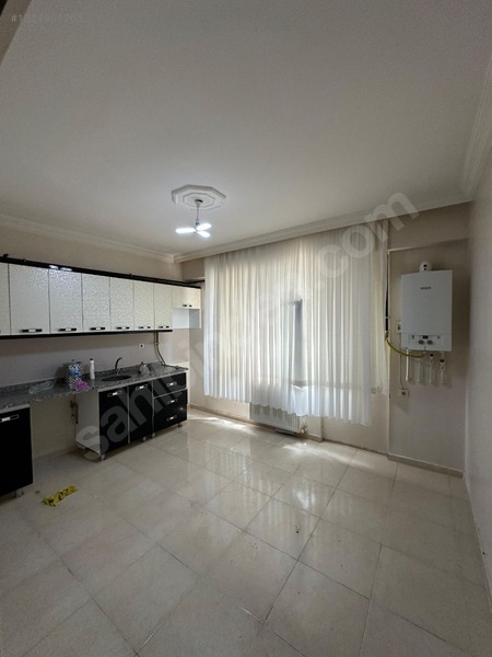 Karaköprü Emniyete Yakın 2+1 Kiralık Daire — fotoğraf 7