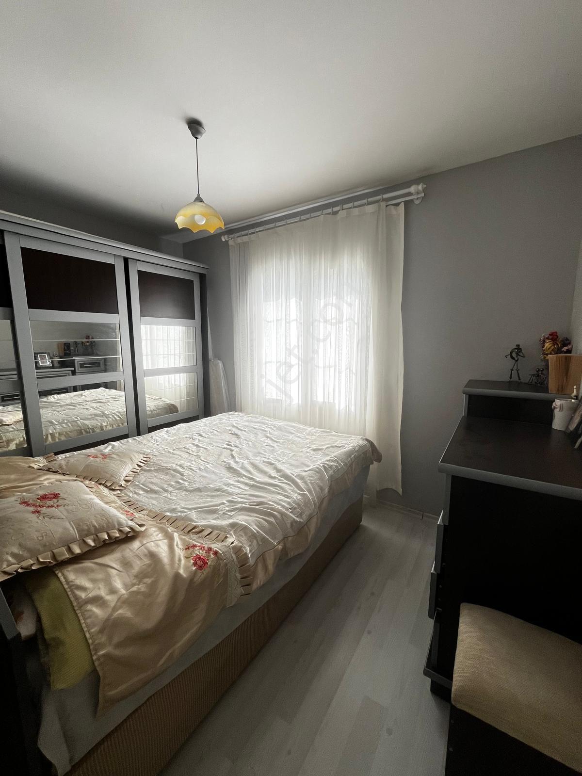 Sevindikli’de 550 M² Arsa İçerisinde Müstakil 2+1 Ev — fotoğraf 5
