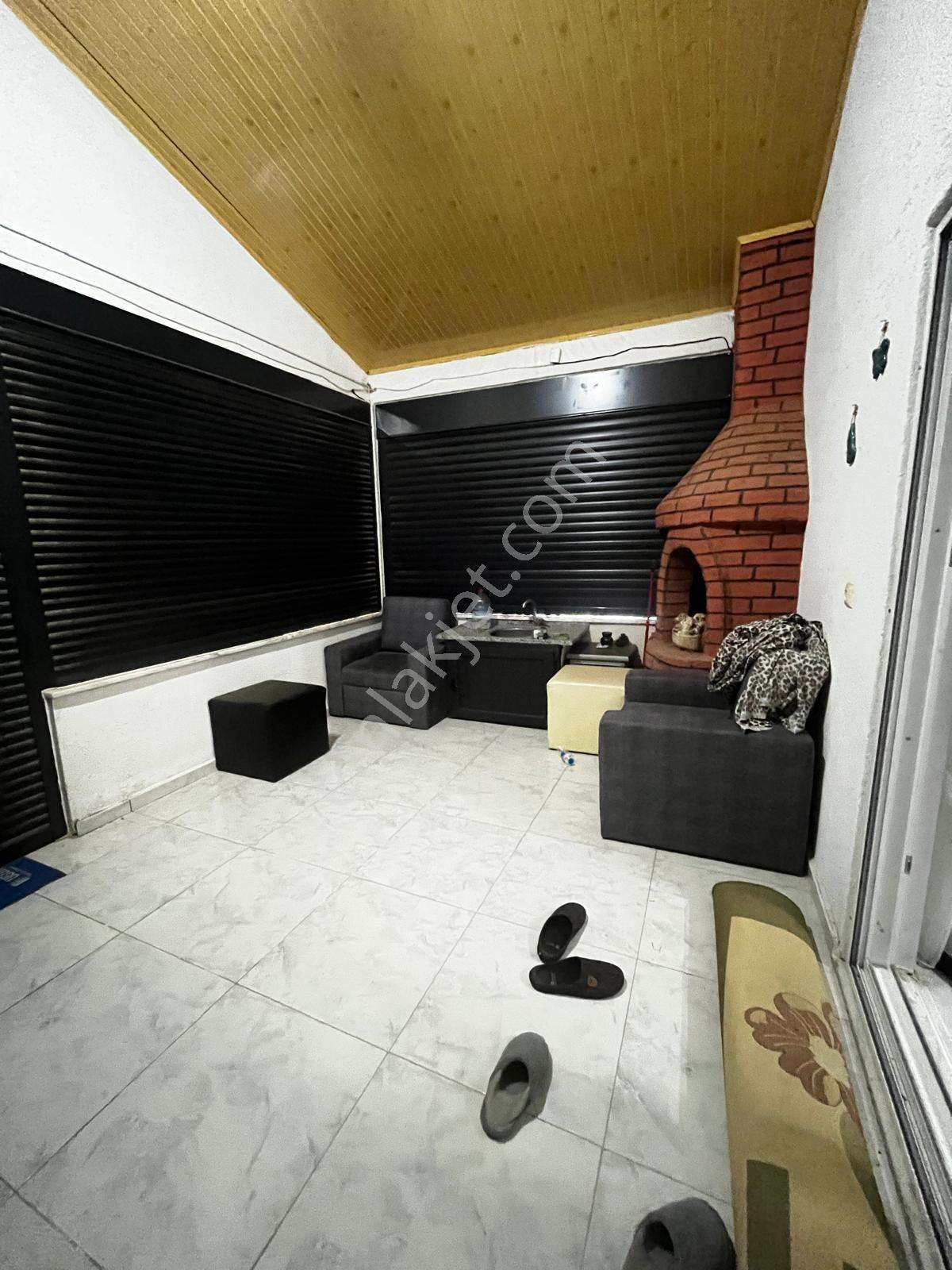 Sevindikli’de 550 M² Arsa İçerisinde Müstakil 2+1 Ev — fotoğraf 9