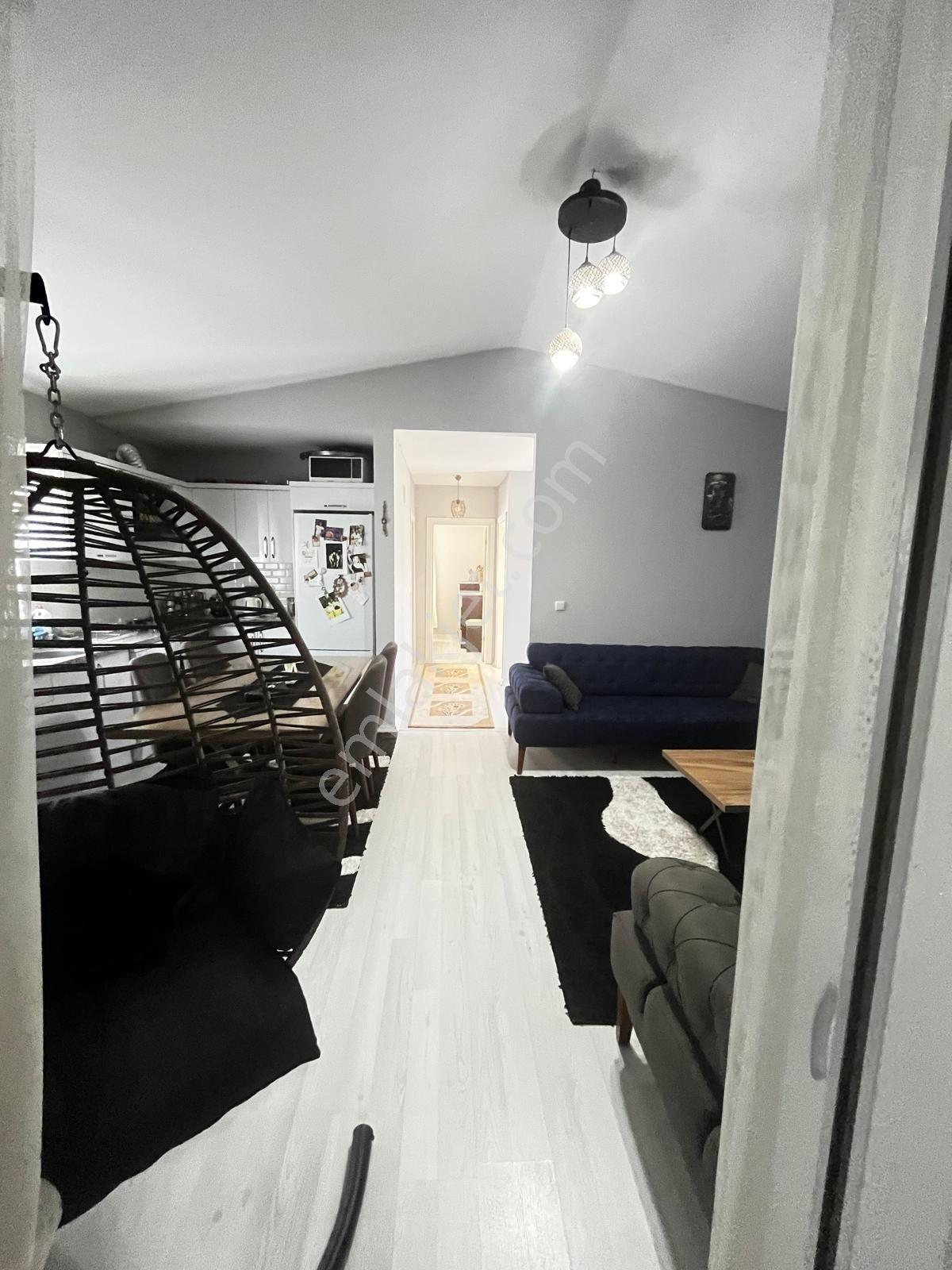 Sevindikli’de 550 M² Arsa İçerisinde Müstakil 2+1 Ev — fotoğraf 10