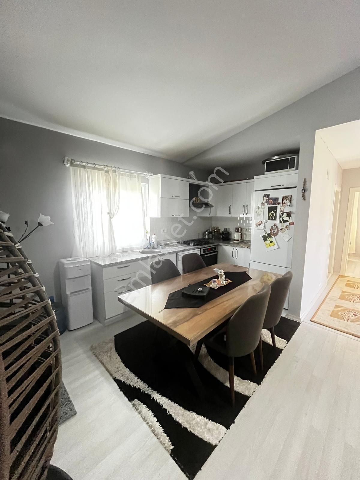 Sevindikli’de 550 M² Arsa İçerisinde Müstakil 2+1 Ev — fotoğraf 11