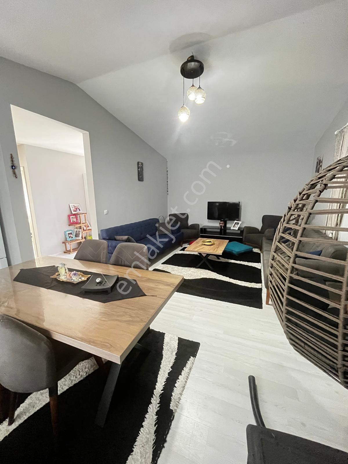 Sevindikli’de 550 M² Arsa İçerisinde Müstakil 2+1 Ev — fotoğraf 20