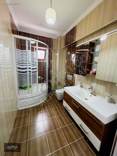 Alpha Emlak'tan Merkezi Konumda Eşyalı Kiralık 3+1 Daire — fotoğraf 6