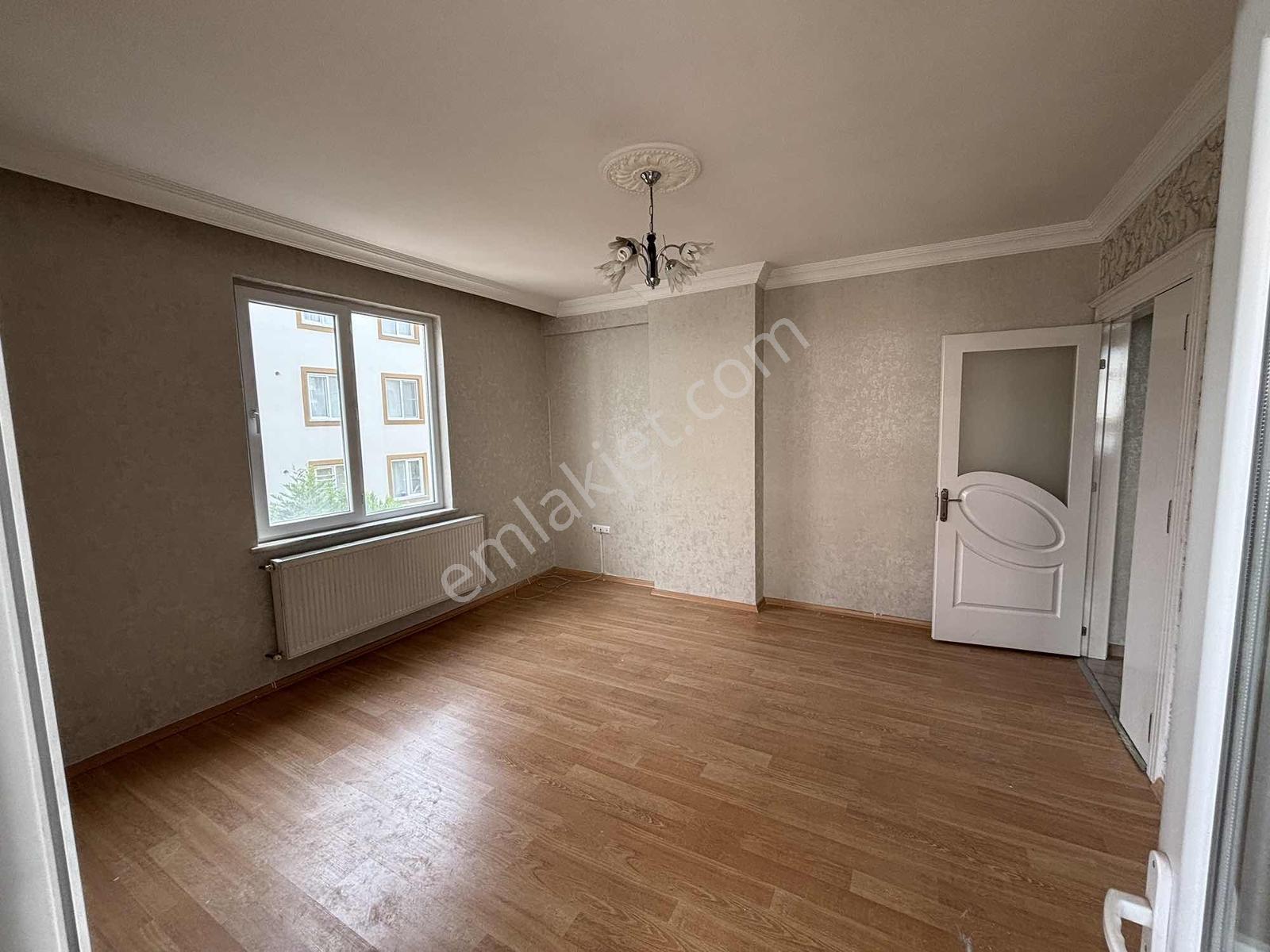 Ymz Den Satılık Site İçi Havuzlu 2+1 Daire Erdem Kolej Civarı — fotoğraf 7