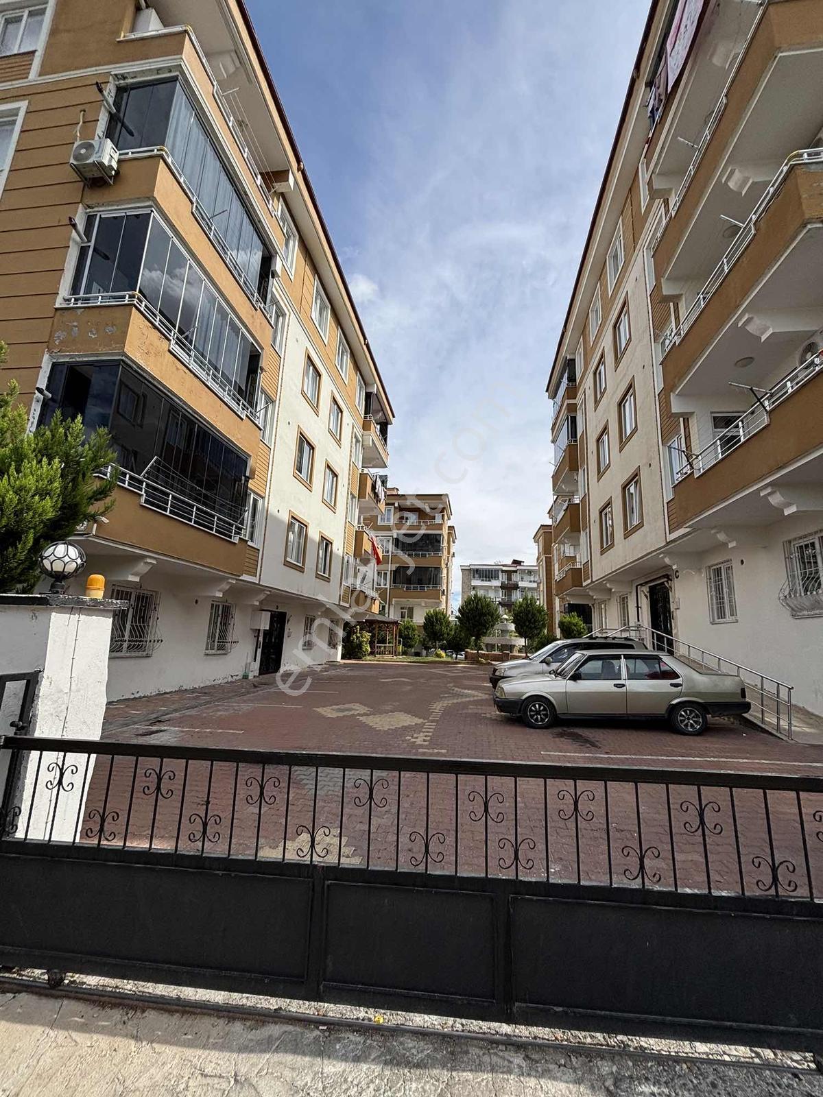 Ymz Den Satılık Site İçi Havuzlu 2+1 Daire Erdem Kolej Civarı — fotoğraf 18