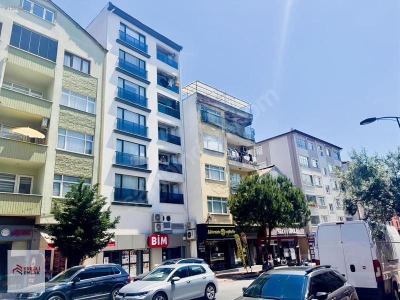 Erdemir Cad. Özdemir Ve Ereylin Avm Yakını Kiralık 2+1 Daire