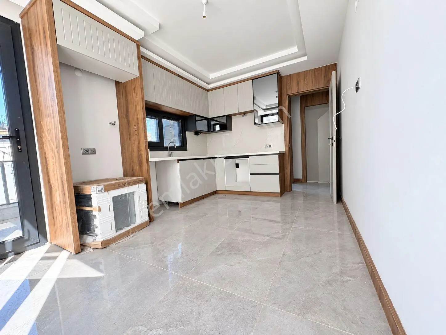 Yükselden Altınkumda Yerden Isıtma Asansörlü 3+1 Daire — fotoğraf 2