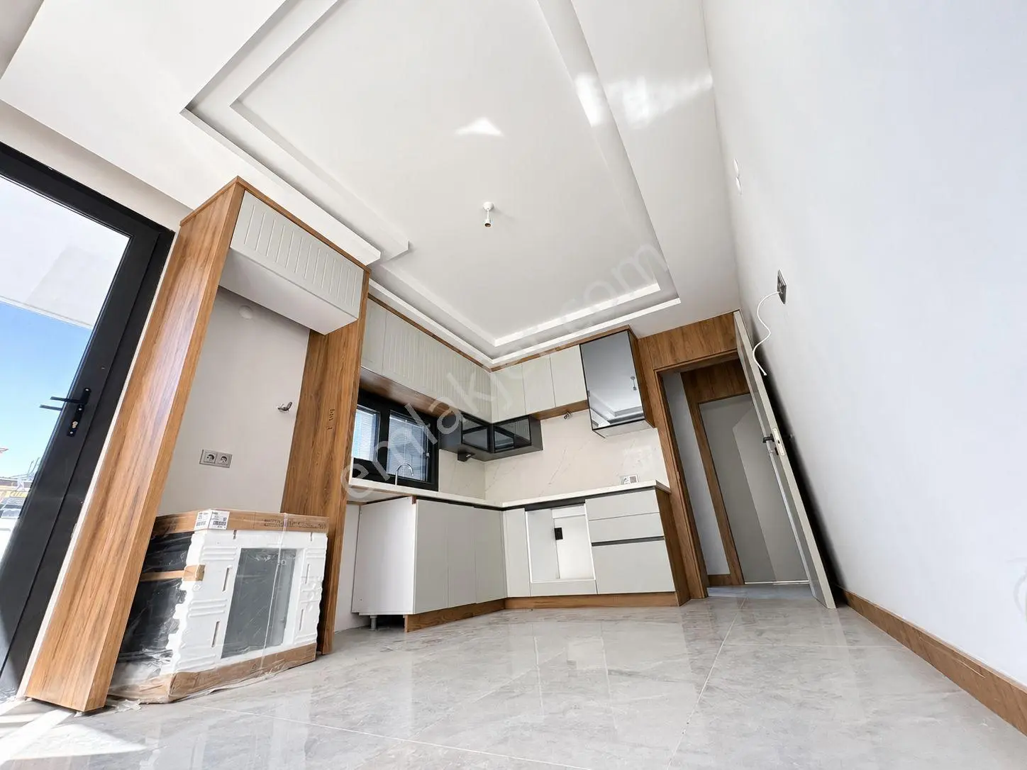 Yükselden Altınkumda Yerden Isıtma Asansörlü 3+1 Daire — fotoğraf 4