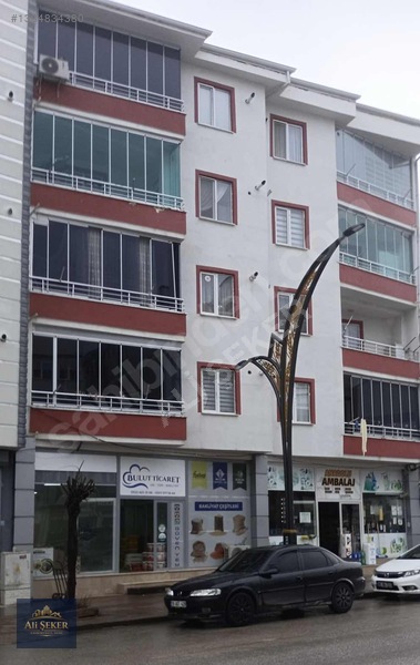 Alaca Yozgat Caddesi'nde Satılık 3+1 Daire (130m²) — fotoğraf 2