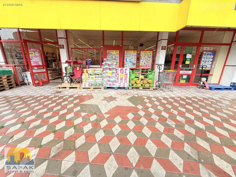 Şafak İnşaat Emlak'tan Cadde Üzeri Kurumsal Kiracılı Dükkan — fotoğraf 6