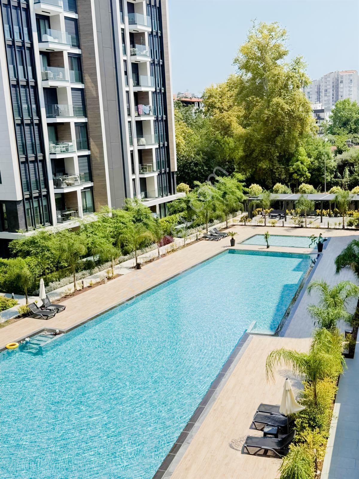 Özgün Tur Re Life Sitesinde Satılık Panoramik Manzaralı 2+1