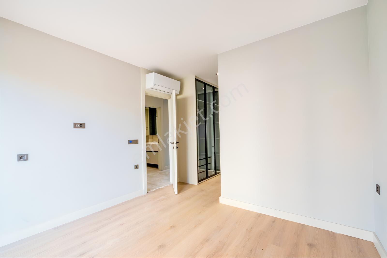Özgün Tur Re Life Sitesinde Satılık Panoramik Manzaralı 2+1 — fotoğraf 9