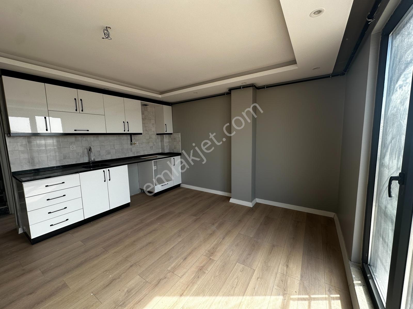 Resital Hes Gayrimenkul'den Gümüşçeşme Mahallesinde 2+1 Dubleks — fotoğraf 2
