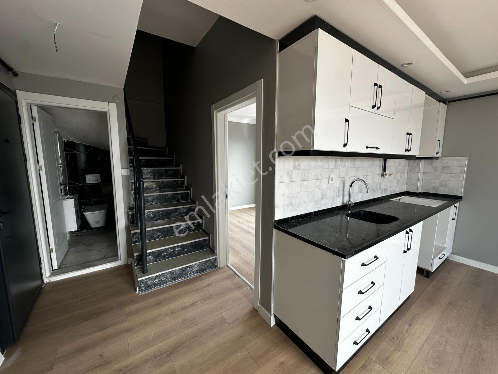Resital Hes Gayrimenkul'den Gümüşçeşme Mahallesinde 2+1 Dubleks — fotoğraf 6