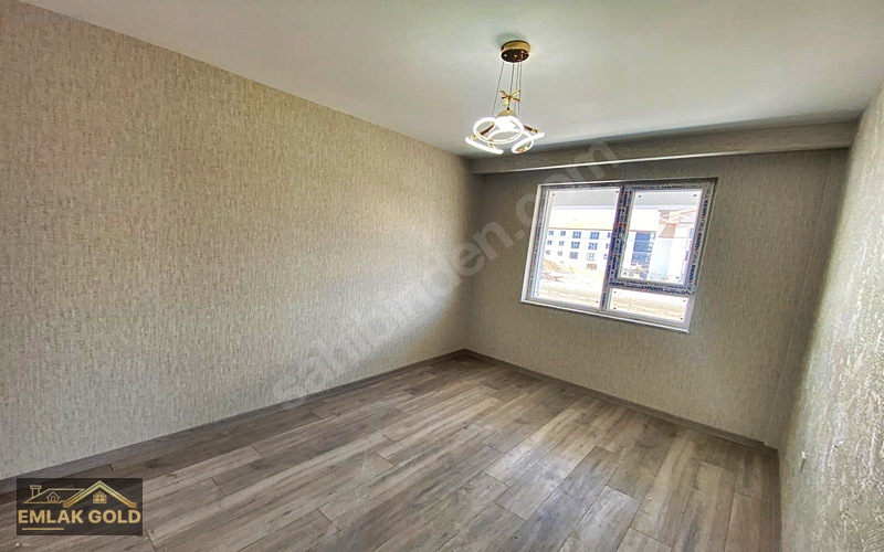 Emlak Gold'dan Menderes Mah.de 3+1 Y.giriş 105m2 Daire Fırsatı — fotoğraf 10