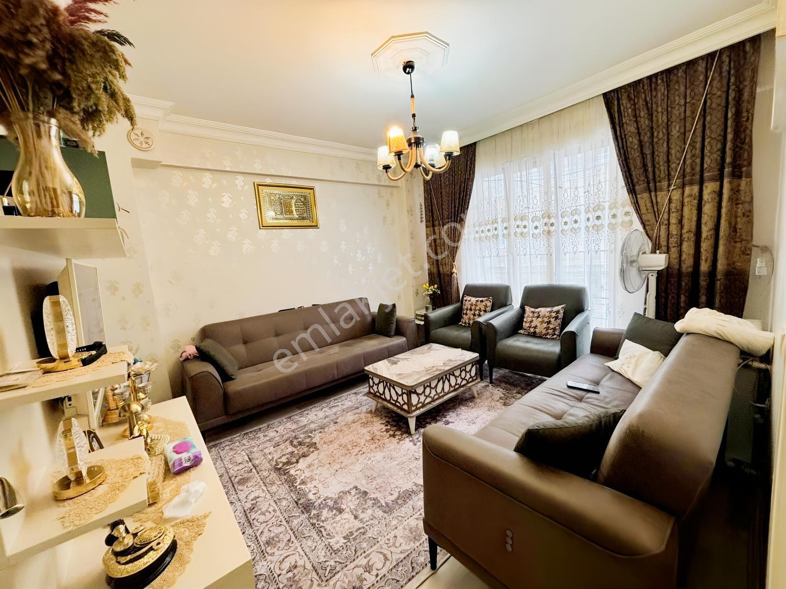 Önlü'den M.akif Mah'da 2+1 70m2 Krediye Uygun Yüksek Giriş Daire