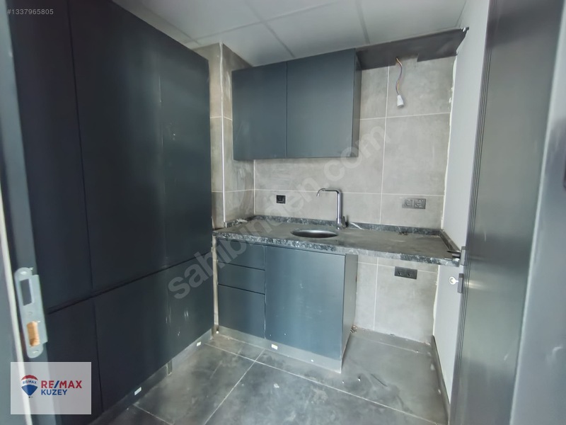 Canik Akra Plazada Kiralık 1+1 Ofis Daire — fotoğraf 3