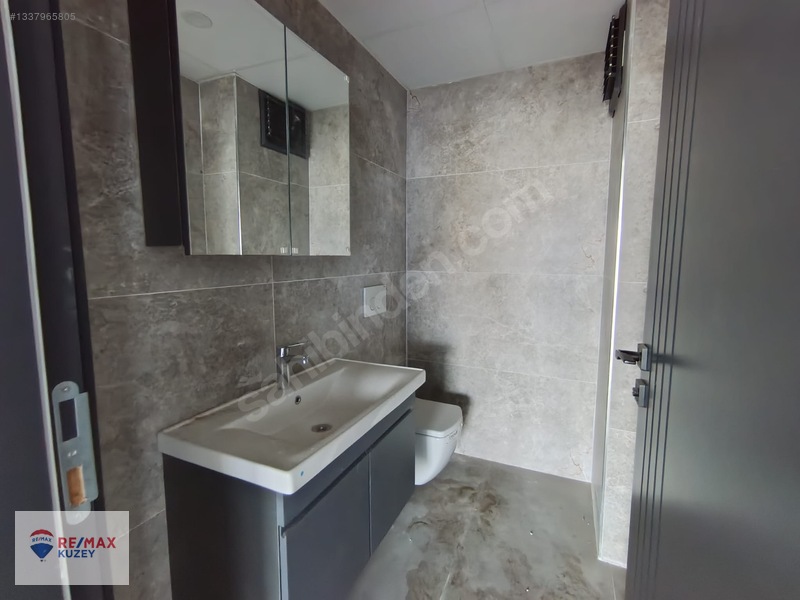Canik Akra Plazada Kiralık 1+1 Ofis Daire — fotoğraf 4