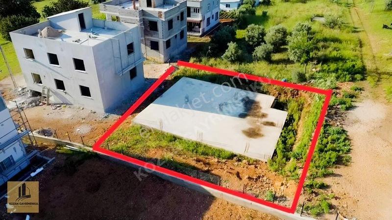 Kozan Gayrimenkulden İçinde Temeli Olan Arsa Süper Fiyat İle
