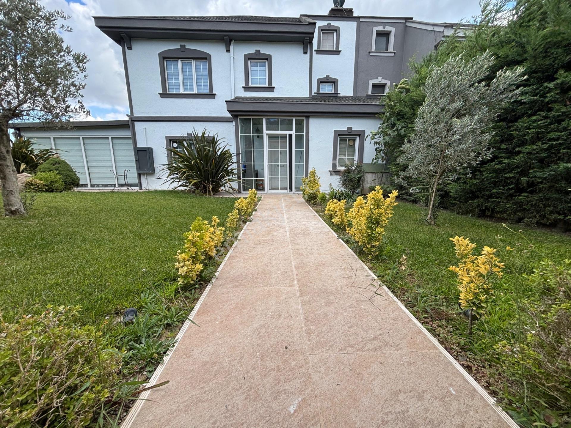 Lake Sıde Home’Da Özel 6+2 Lüks Villa