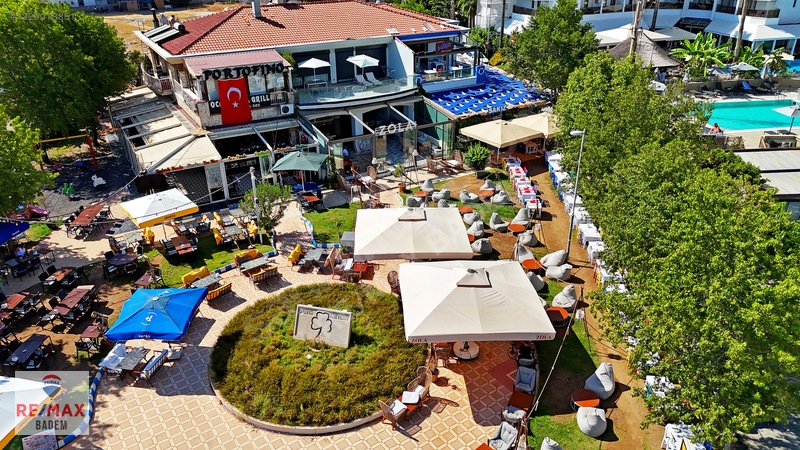 Marmaris Uzunyalı'da Denize Sıfır Satılık İşyeri Ve Ev (325m2) — fotoğraf 13