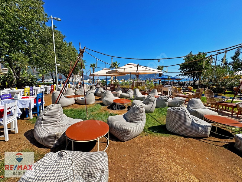 Marmaris Uzunyalı'da Denize Sıfır Satılık İşyeri Ve Ev (325m2) — fotoğraf 28