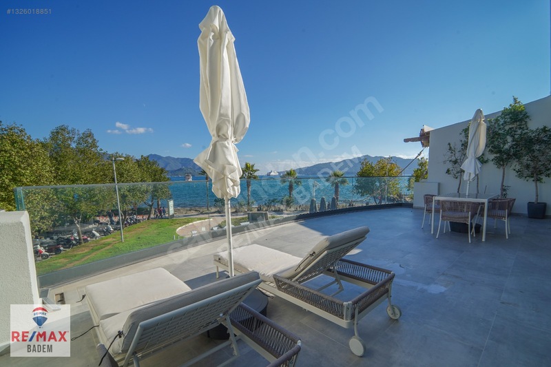 Marmaris Uzunyalı'da Denize Sıfır Satılık İşyeri Ve Ev (325m2) — fotoğraf 40